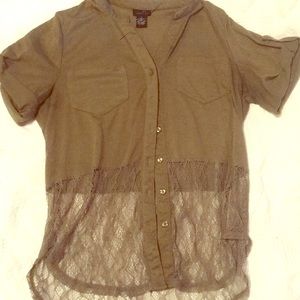 Women’s/ junior’s blouse crop lace